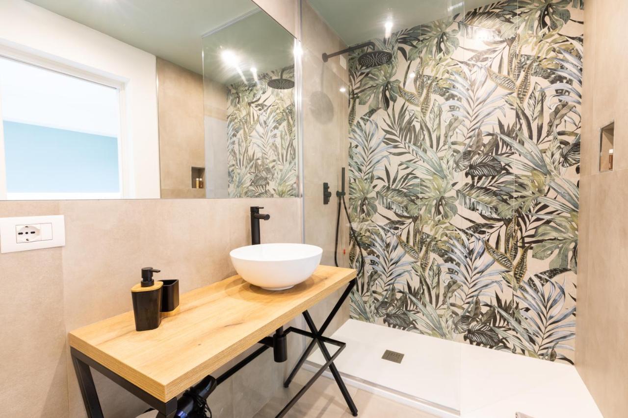 Molo Brin Rooms & Suites Ольбия Экстерьер фото